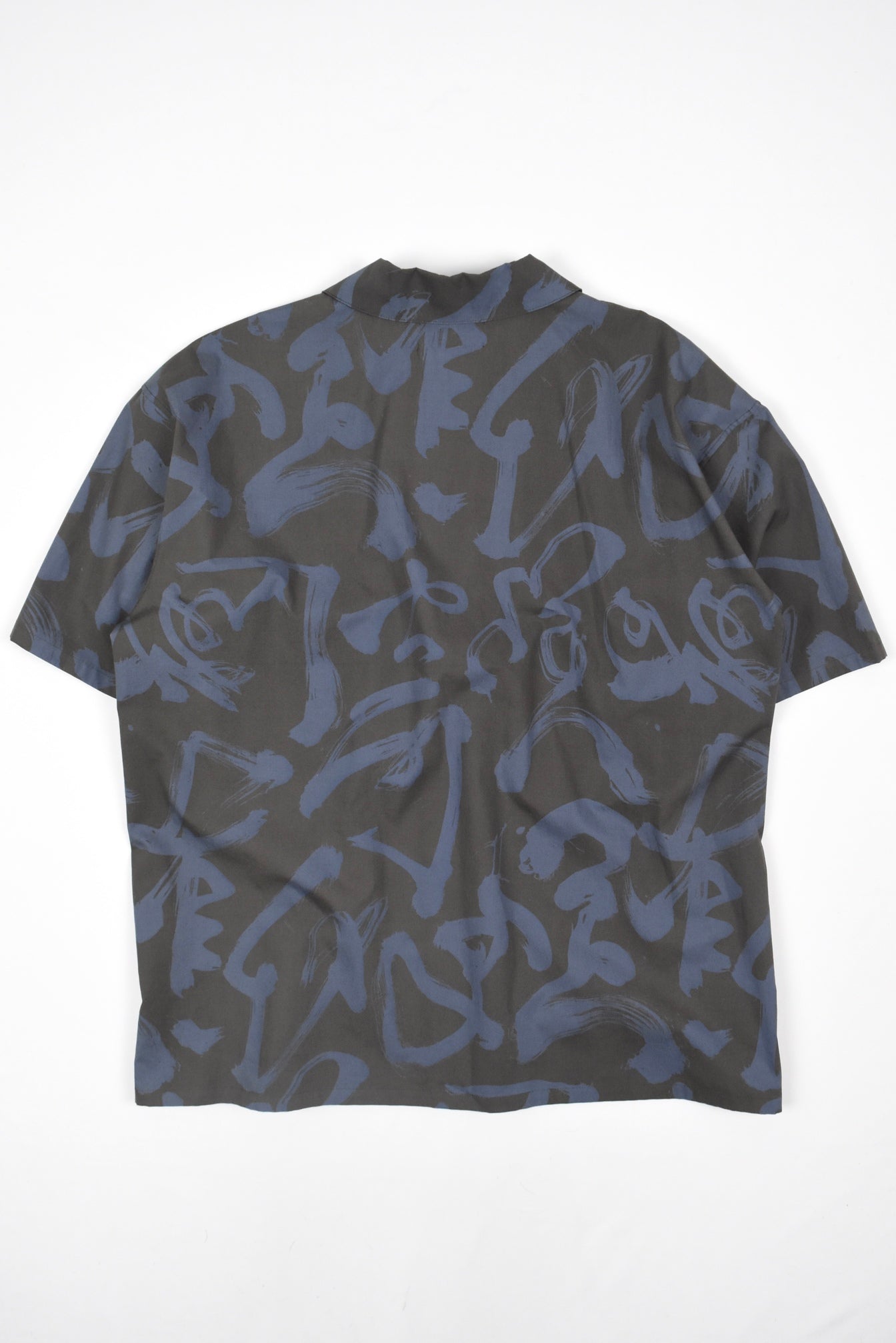 Caligra-Camo Print Band Collar Classic Shirts