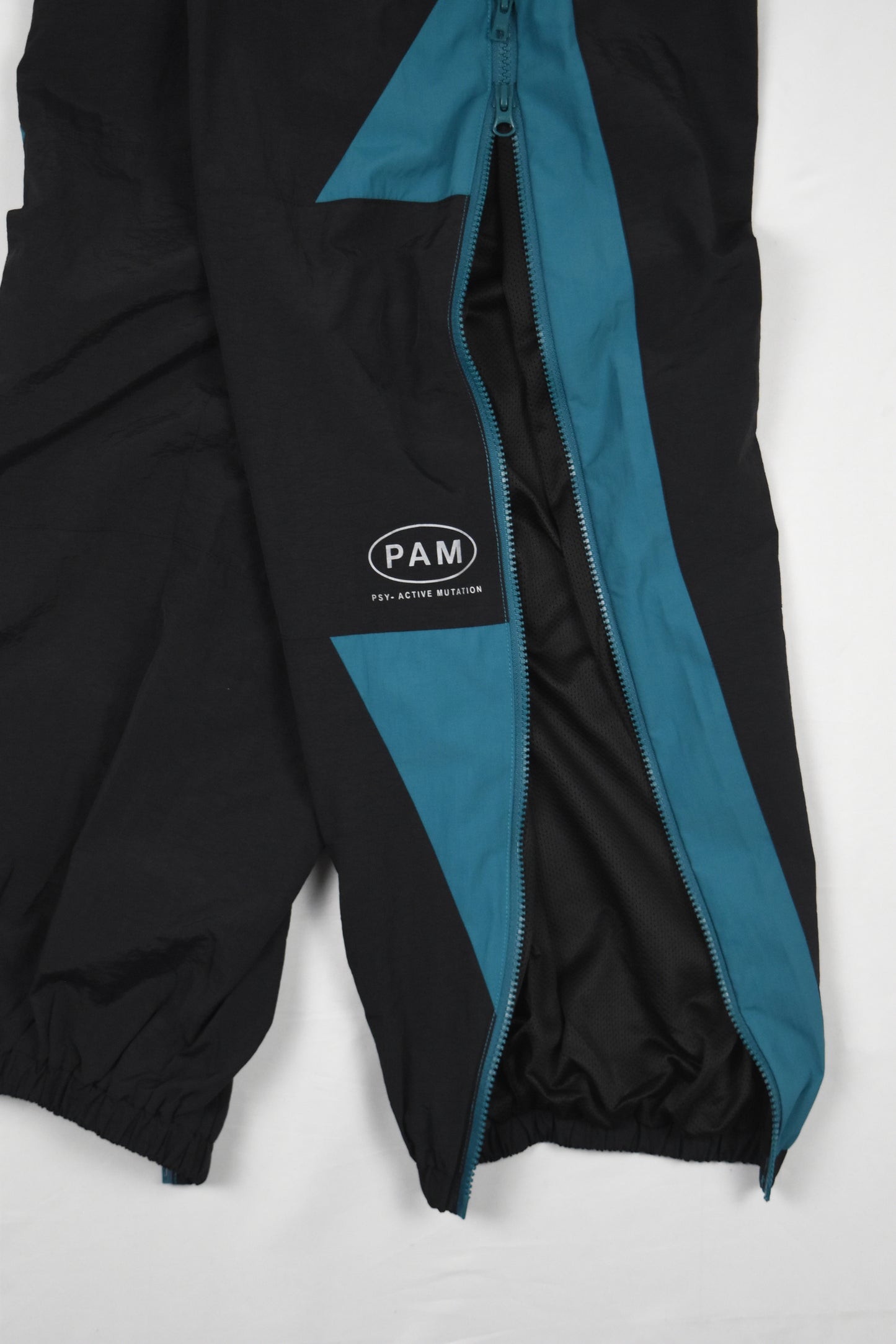 AKTIV-8 TRACKPANT -BLACK TEAL