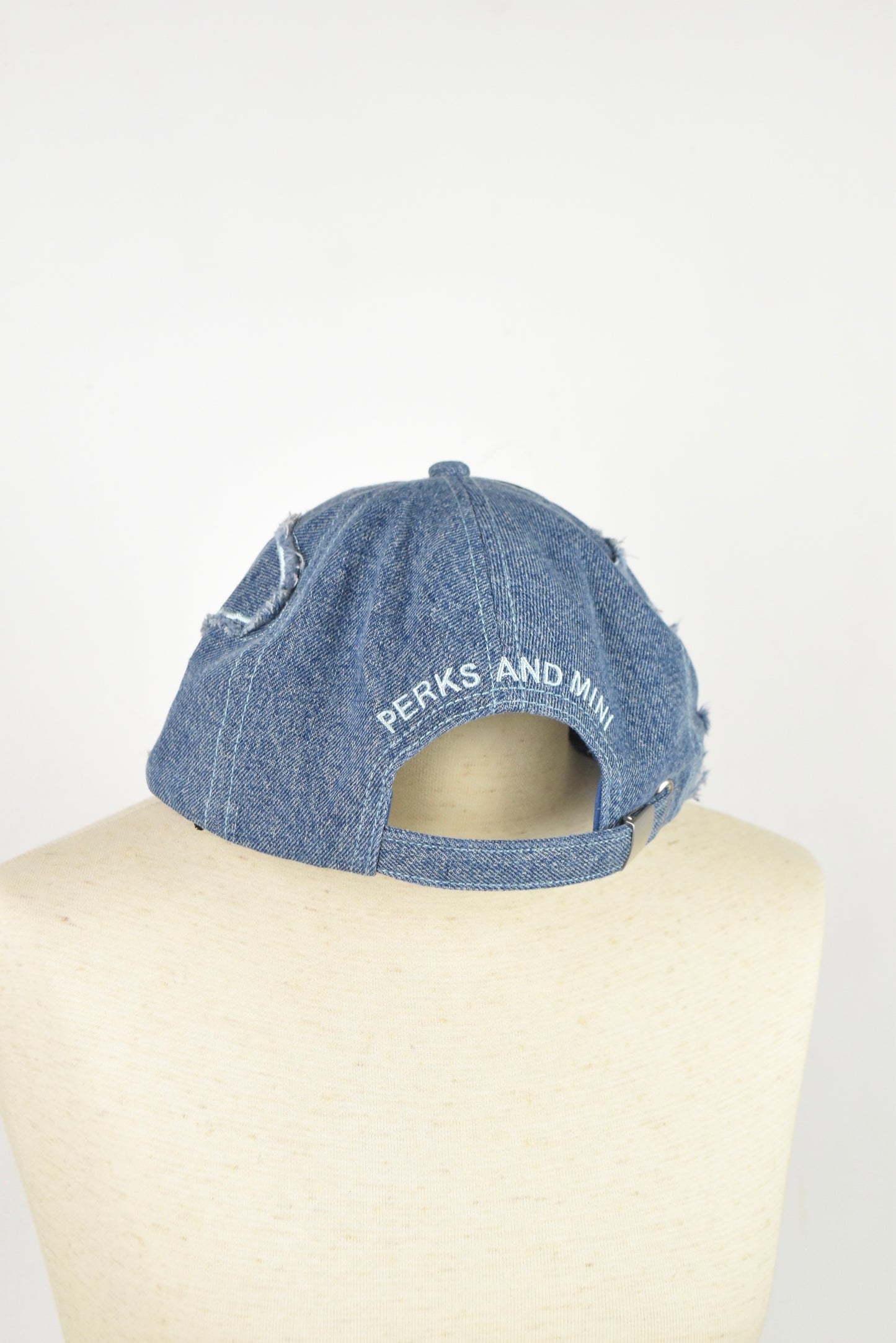 POWDER ALIEN BUTTERFLY KISS BASEBALL CAP