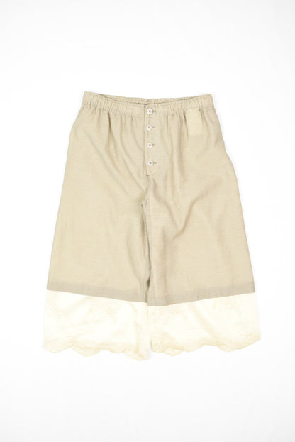FRILL SHORT