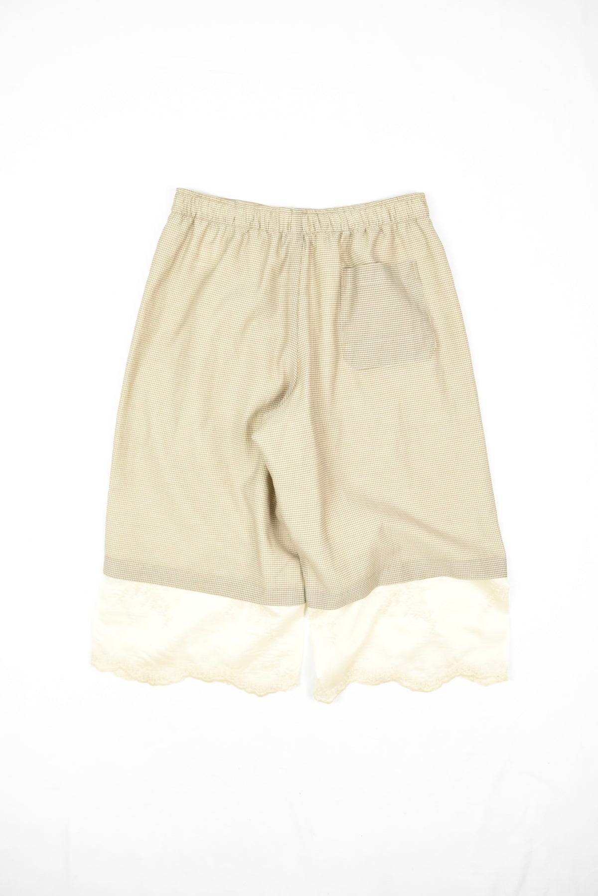 FRILL SHORT