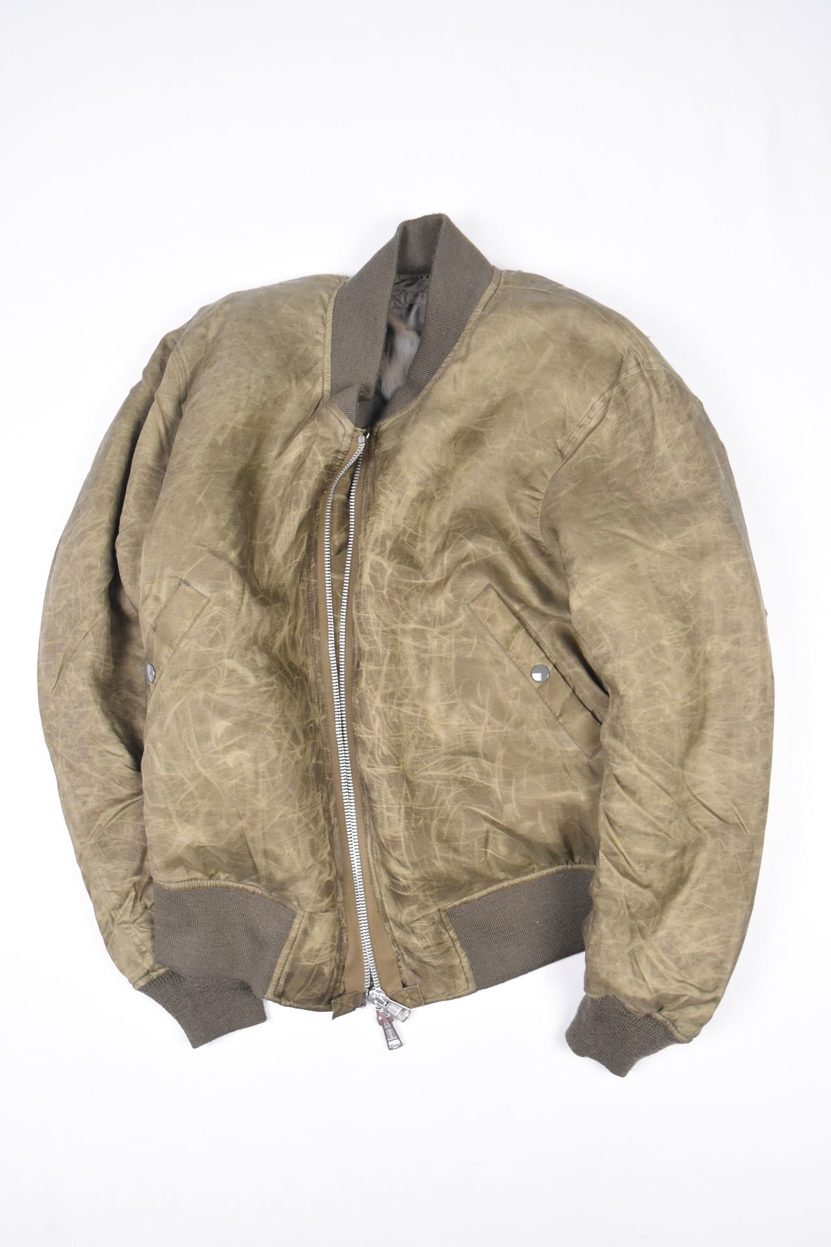 BOMBER