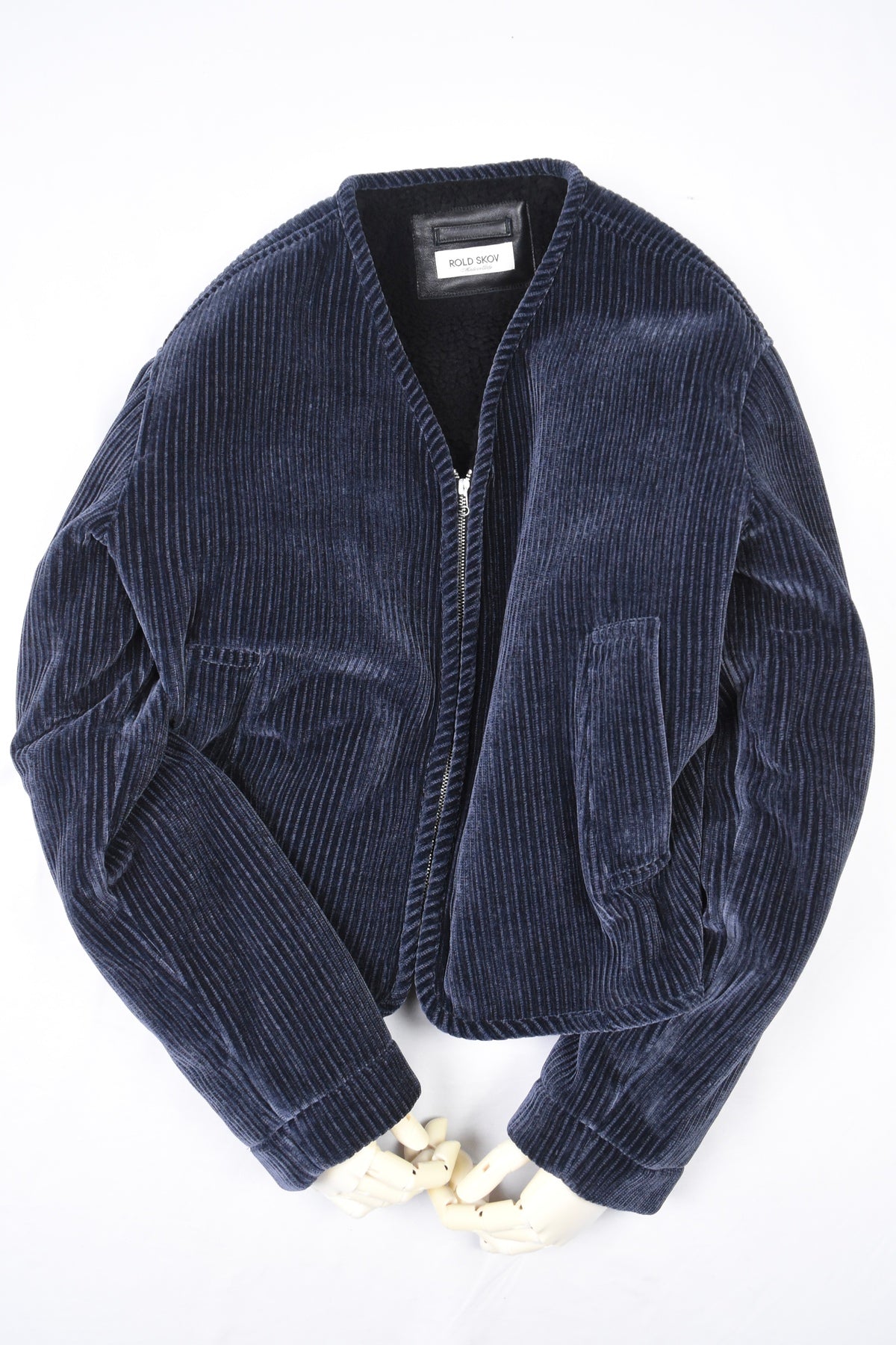 PLEAT JACKET