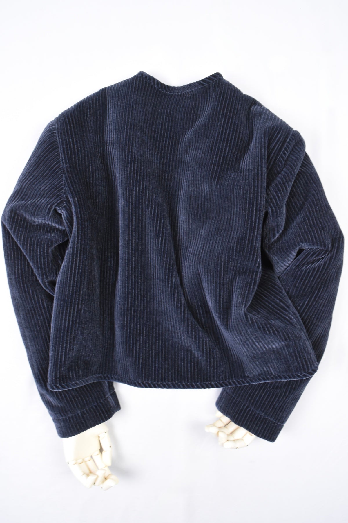 PLEAT JACKET