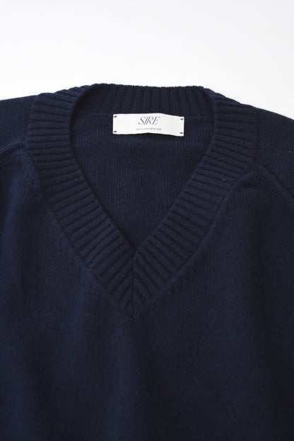 V-NECK SWEATER