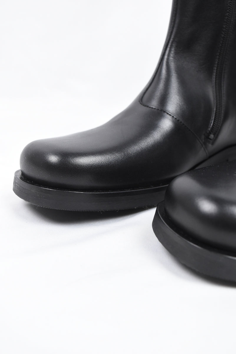 CAMION BOOT