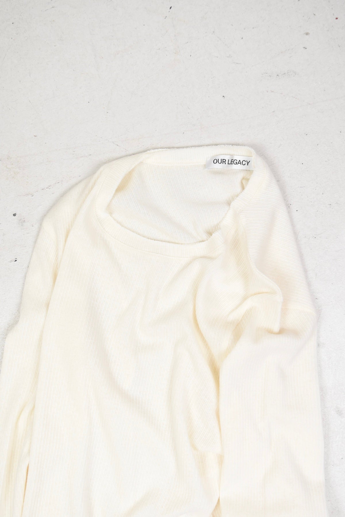 ELONGATED LONGSLEEVE
