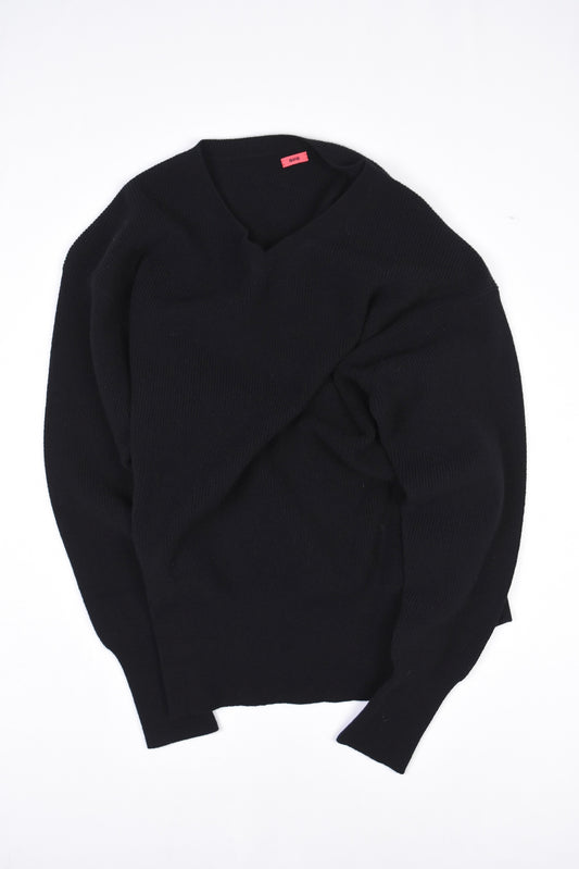 V NECK PULL OVER
