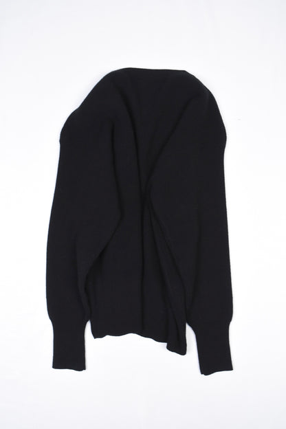 V NECK PULL OVER