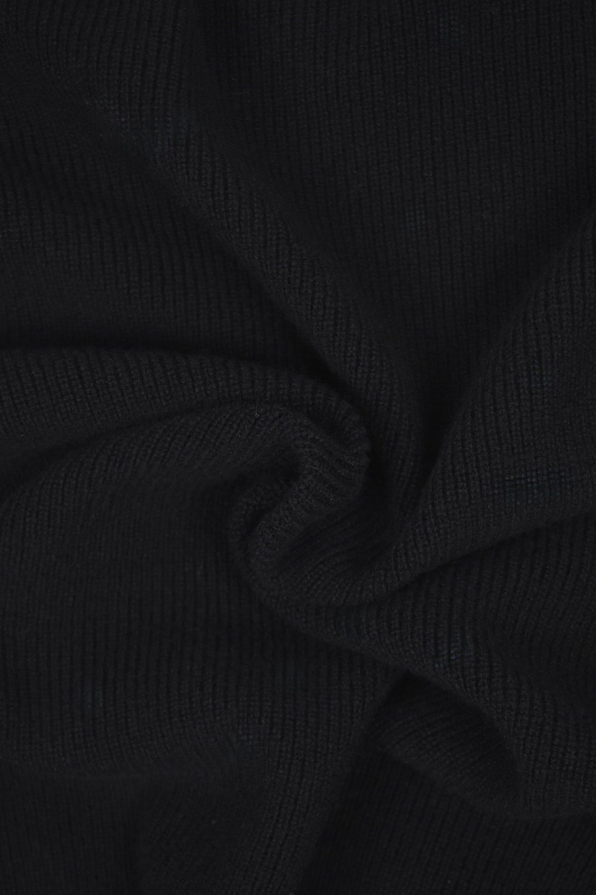 V NECK PULL OVER
