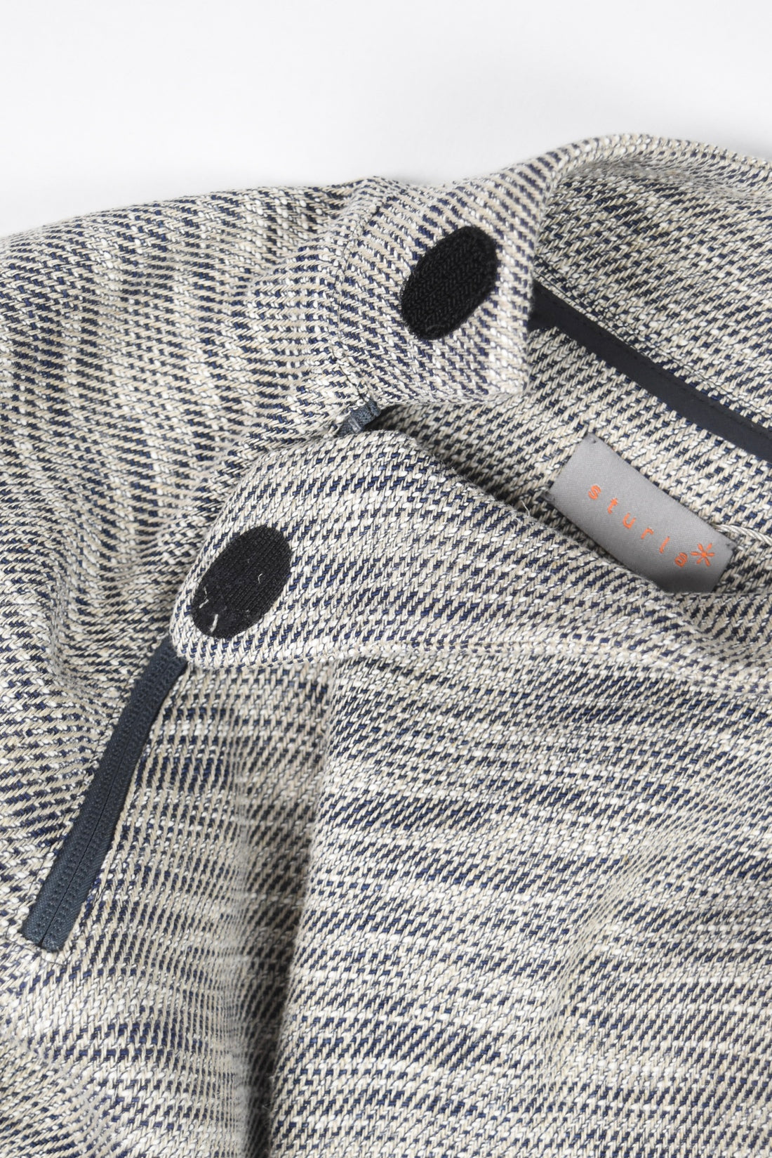INCISION PULLOVER