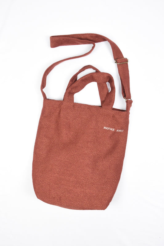 ANOTHER TOTE 1.0