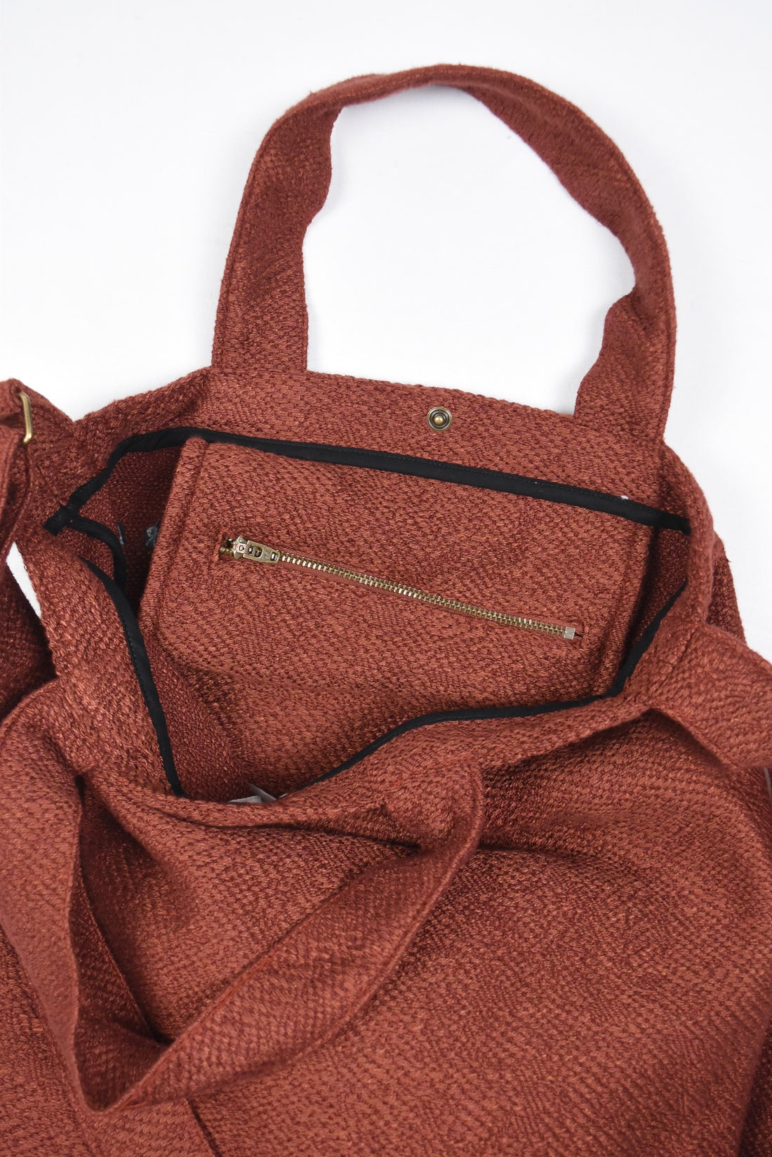 ANOTHER TOTE 1.0