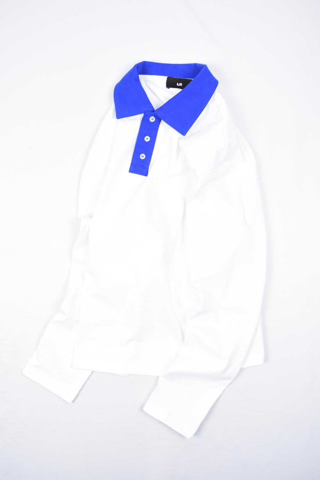 CONTRAST-COLLAR POLO