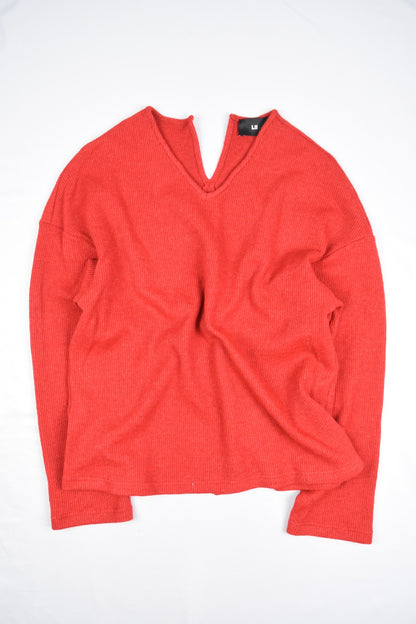 V-NECK SWEATER