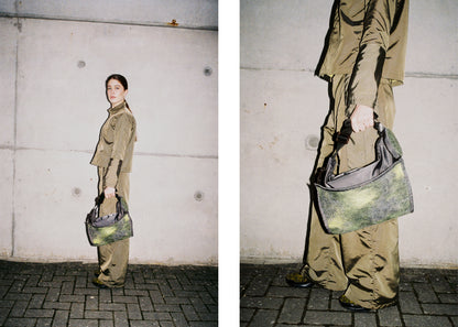 MESSENGER BAG