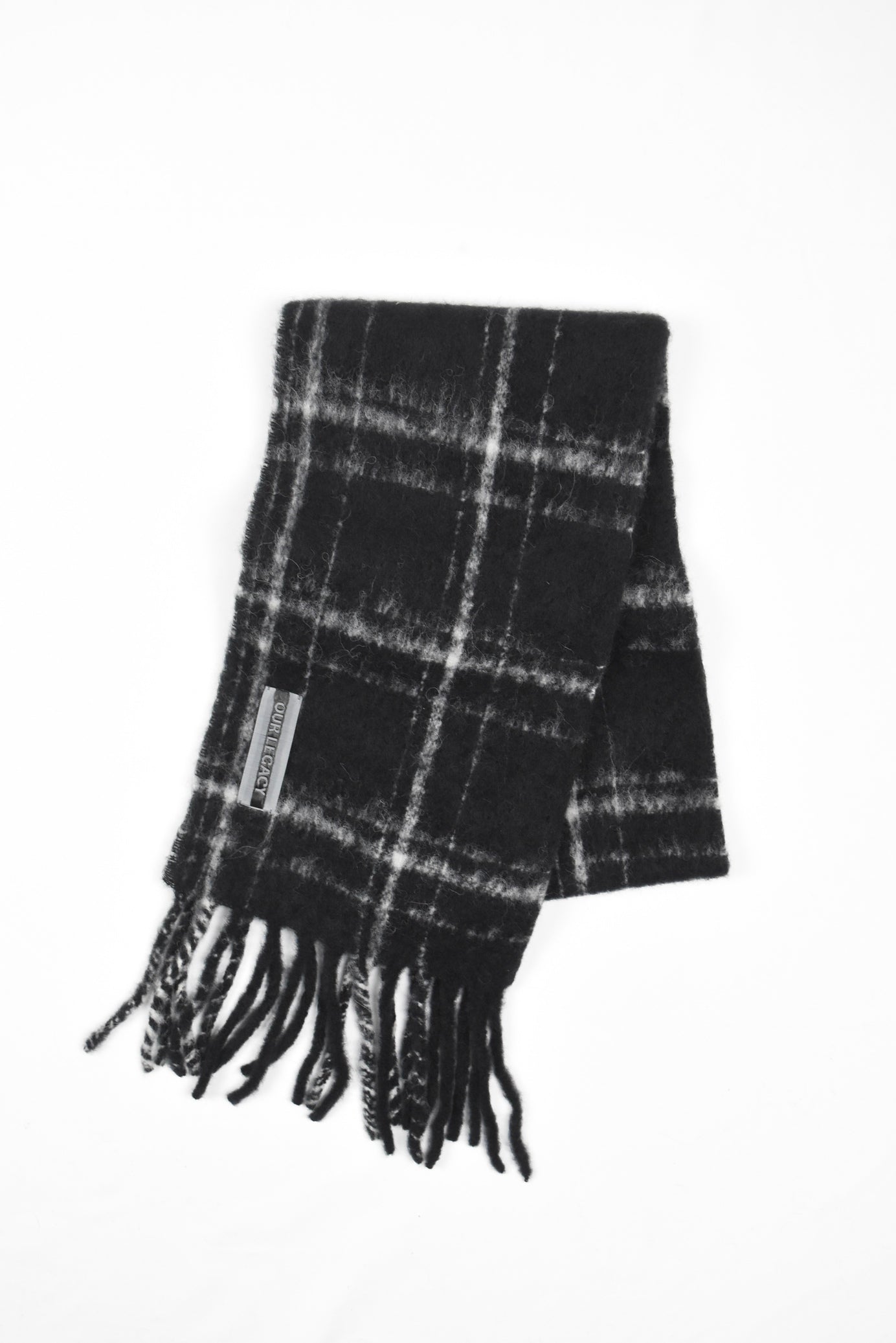 ESTATE SACARF [Black Fuzzy Alpaca Check]