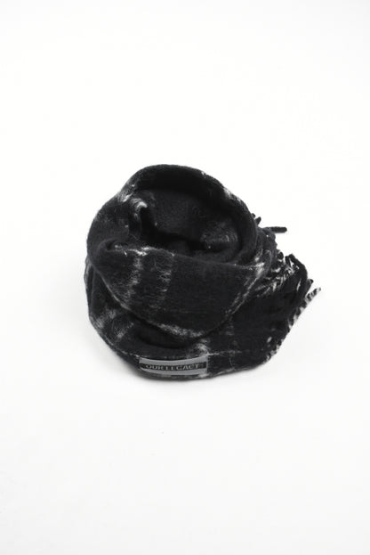 ESTATE SACARF [Black Fuzzy Alpaca Check]