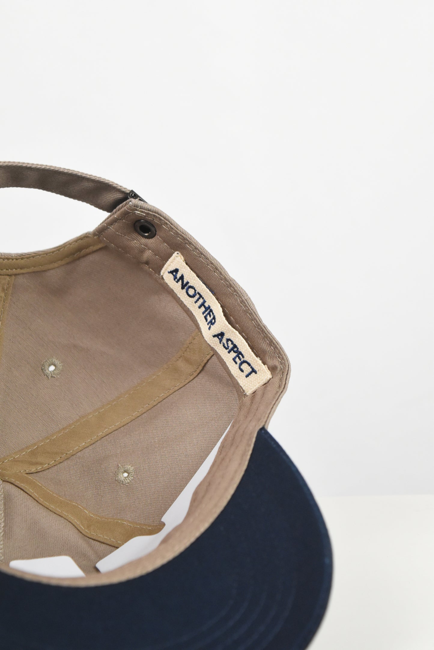 Cap2.0 [Beige/Navy]