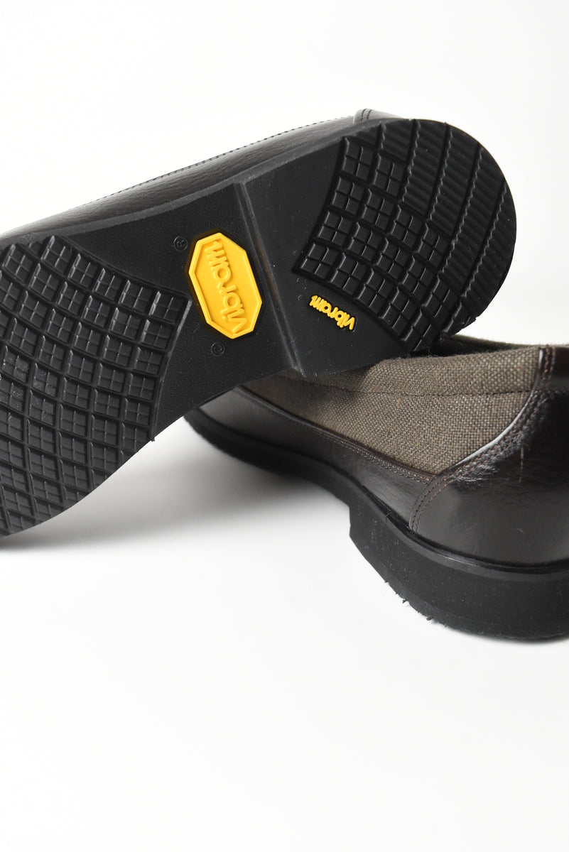 BOHEMIAN SLIPPER