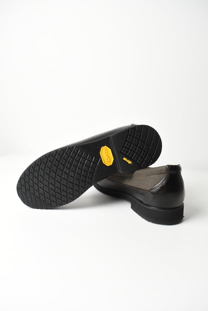 BOHEMIAN SLIPPER