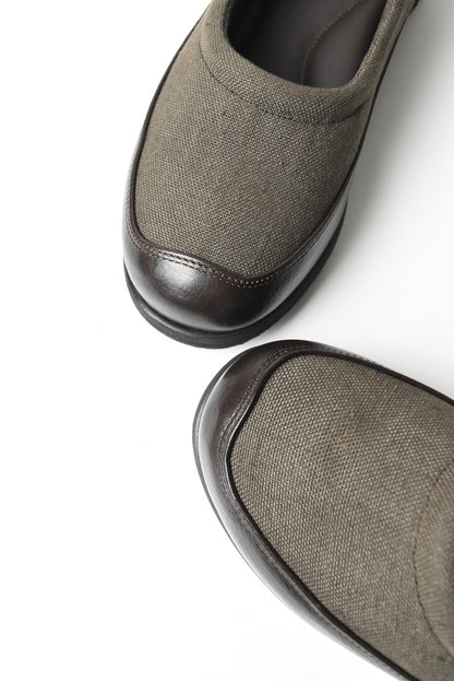 BOHEMIAN SLIPPER