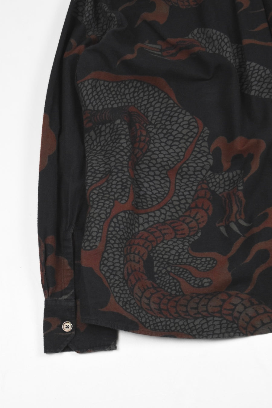 ABOVE SHIRT [Brown Abstract Snake Print]