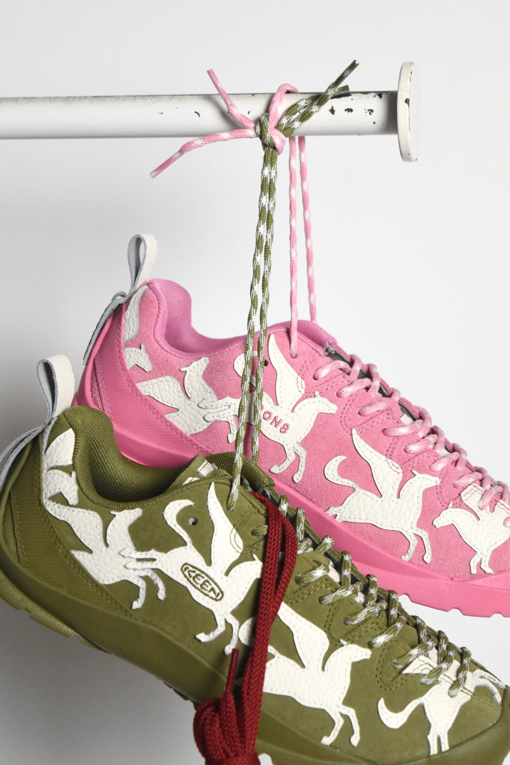 ×KEEN JASPER Martini