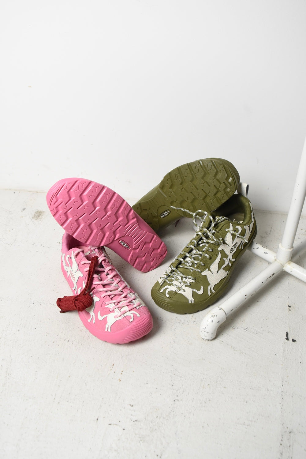 ×KEEN JASPER Martini