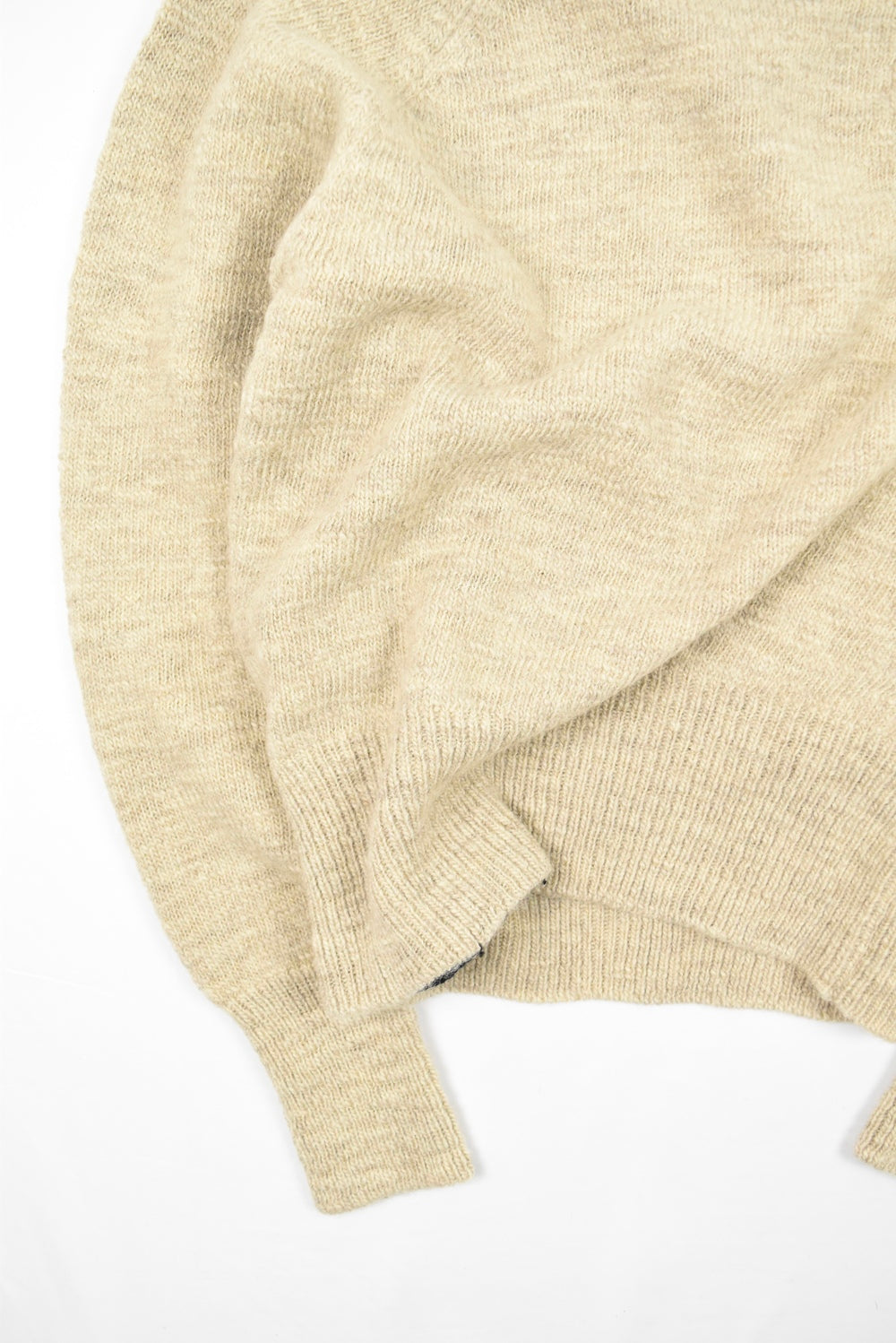 Reversible Knit Pull [CLT]