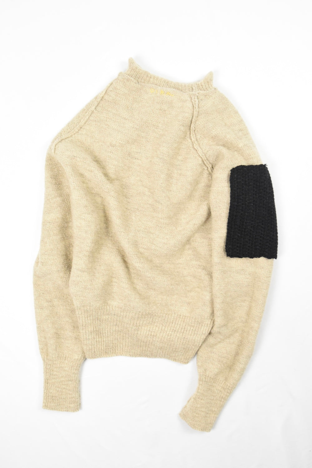 Reversible Knit Pull [CLT]