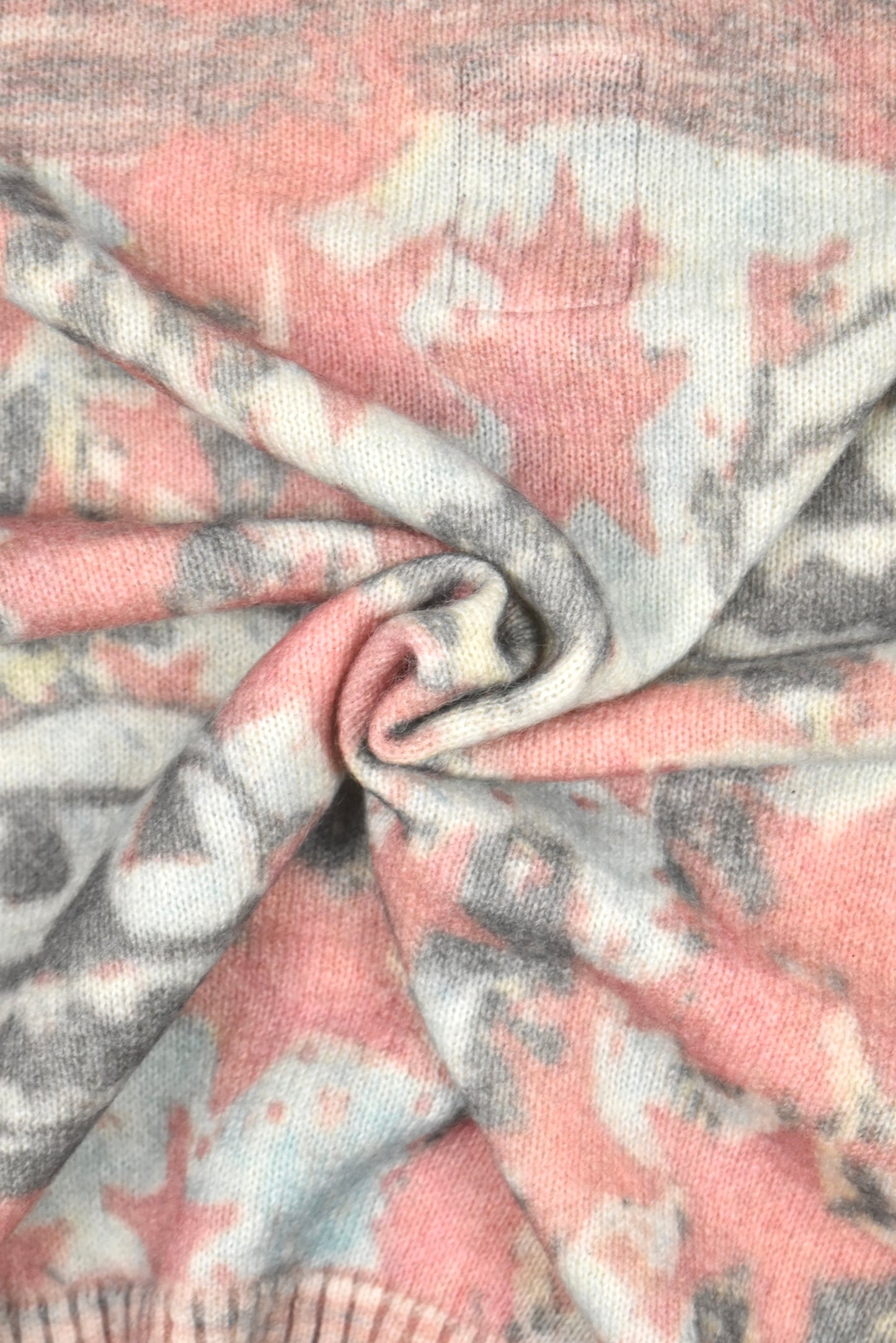 BACK TO LIFE FUZZY KNIT (JOSH SMITH)