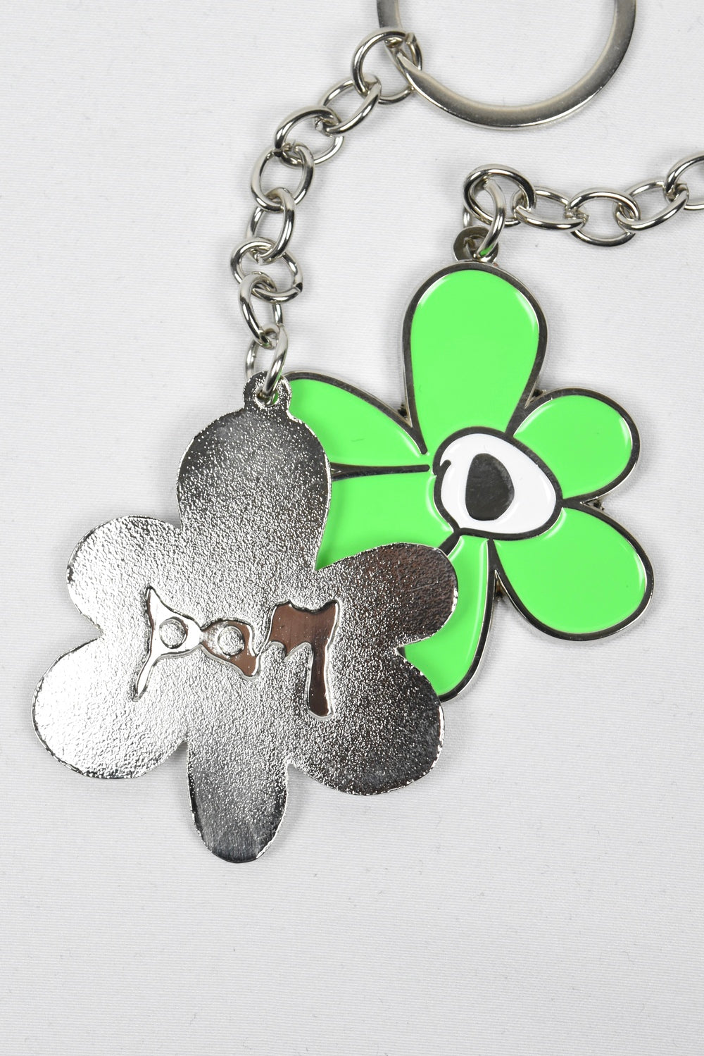 GESTURES METAL KEYRING