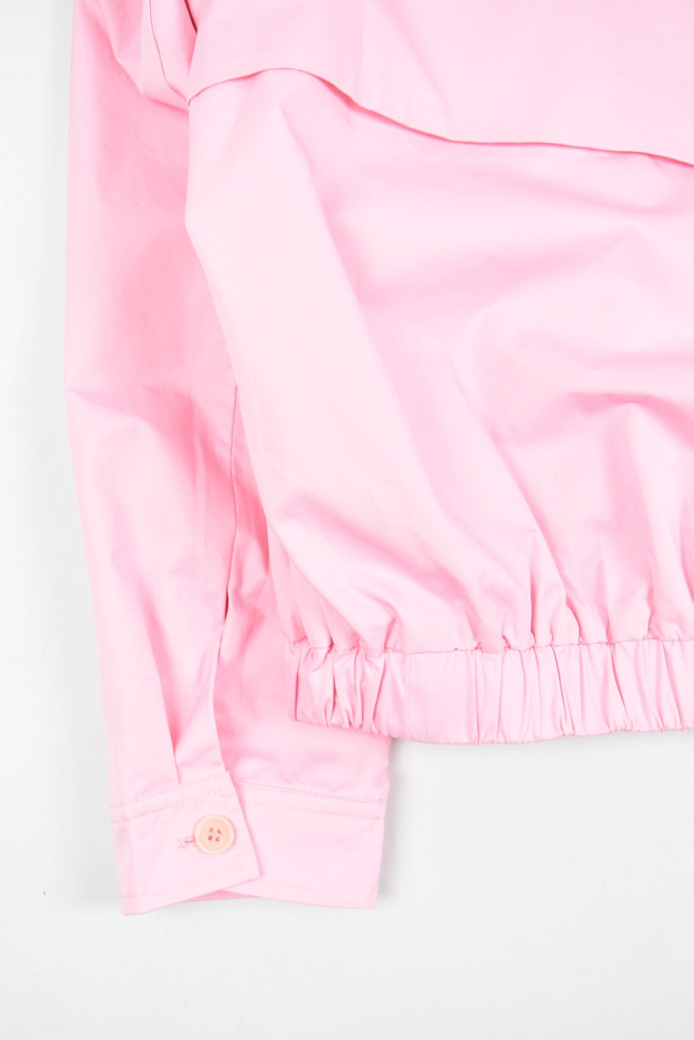 Cropped jacket with back flap