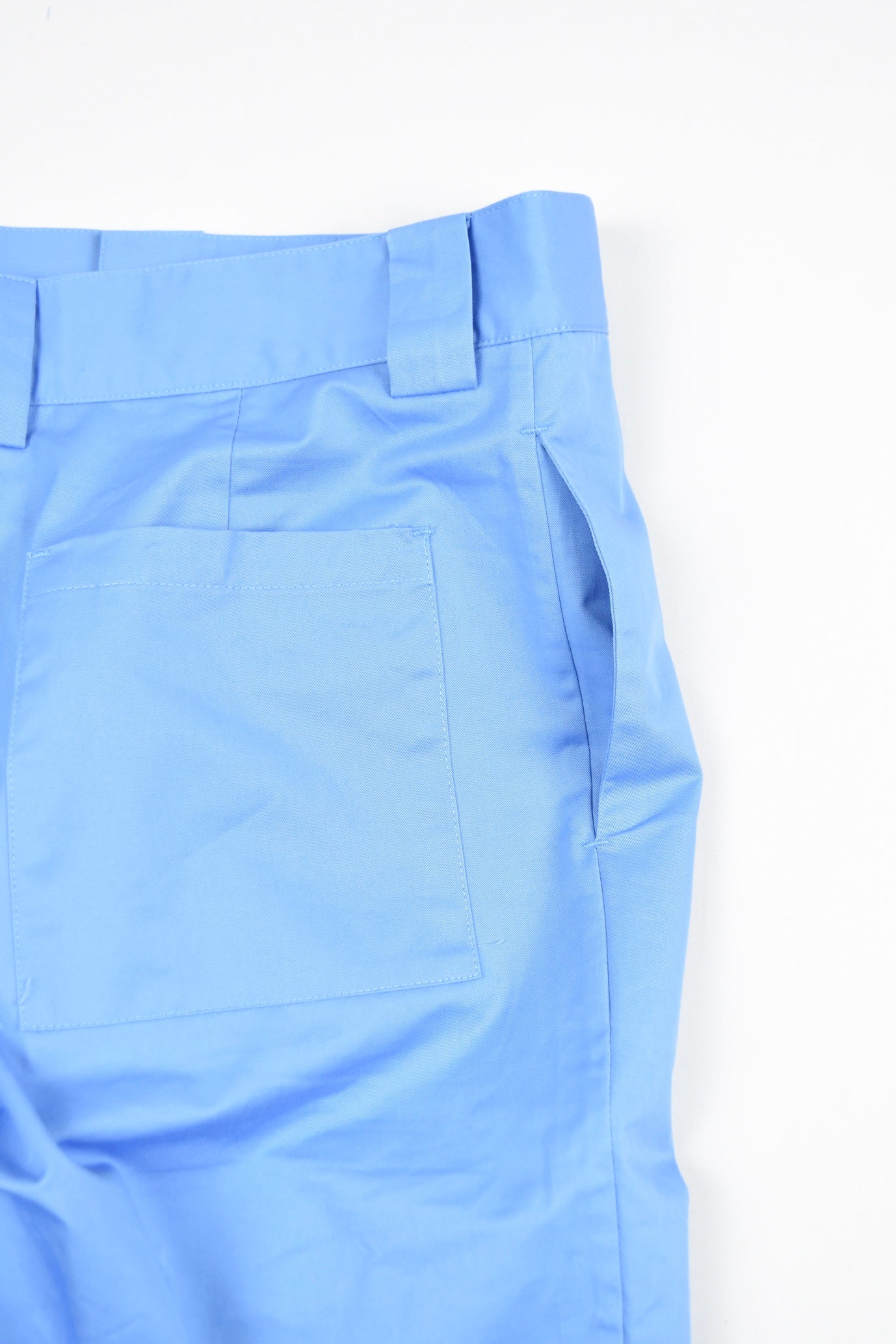 STRAIGHT FITTED PANTS