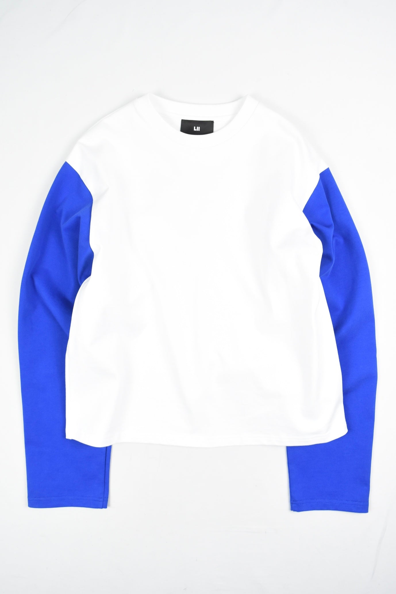 CONTRAST LONG SLEEVE T-SHIRT